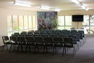 Tuatara Room at Otorohanga Kiwi House seats 50